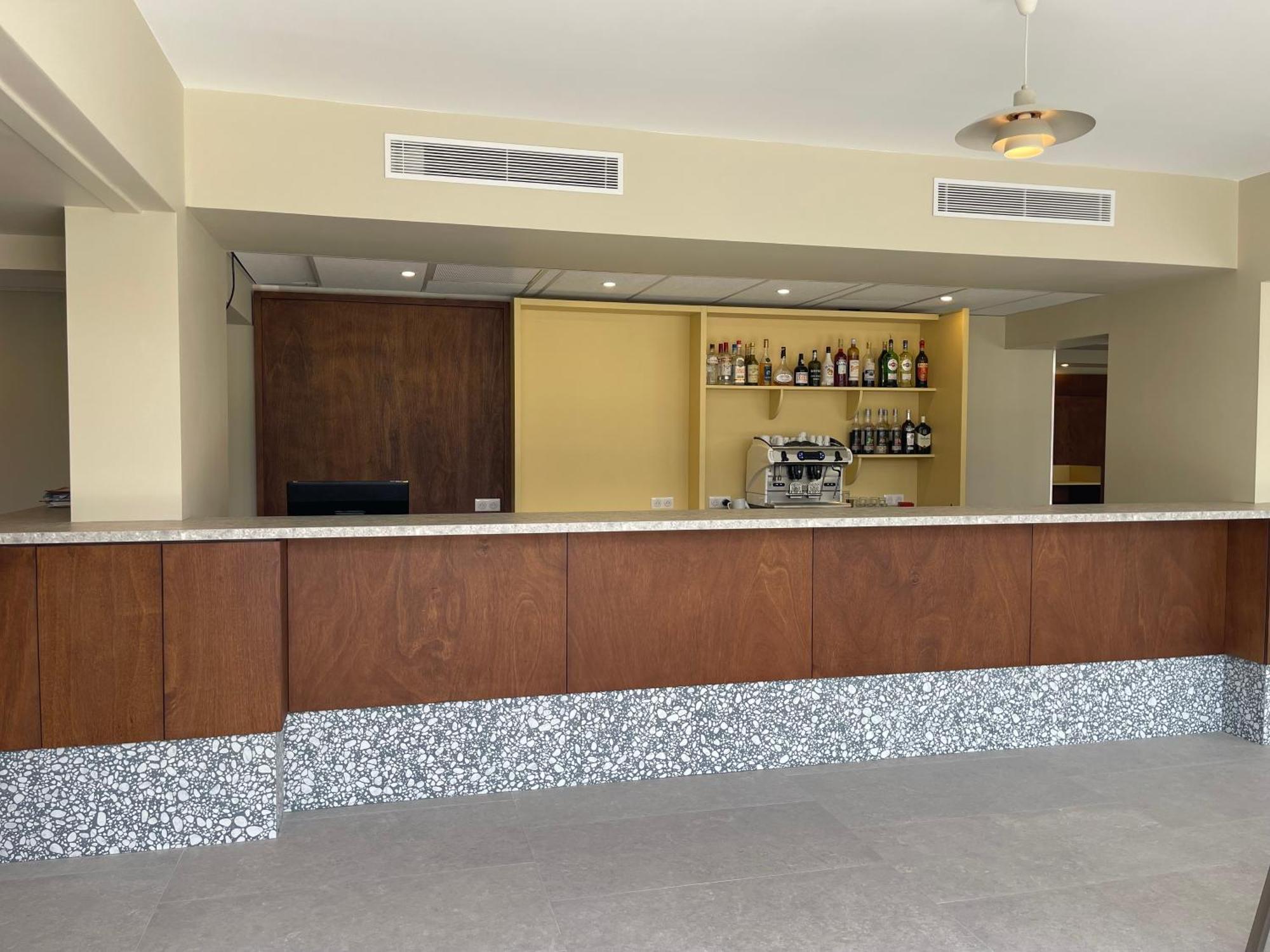 Hotel Des Victoires - Restaurant Канны Экстерьер фото